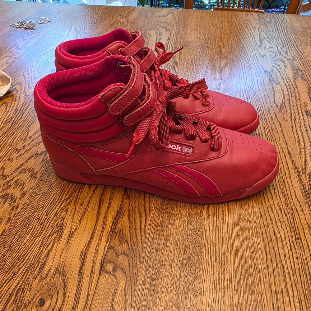 Reebok Freestyle Hi Womens 10 Red Leather High Top Sneakers 2240 Classic Retro - Picture 12 of 14